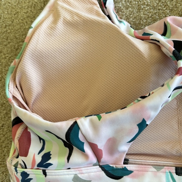 Athleta sports bra. Size L. - Picture 3 of 3